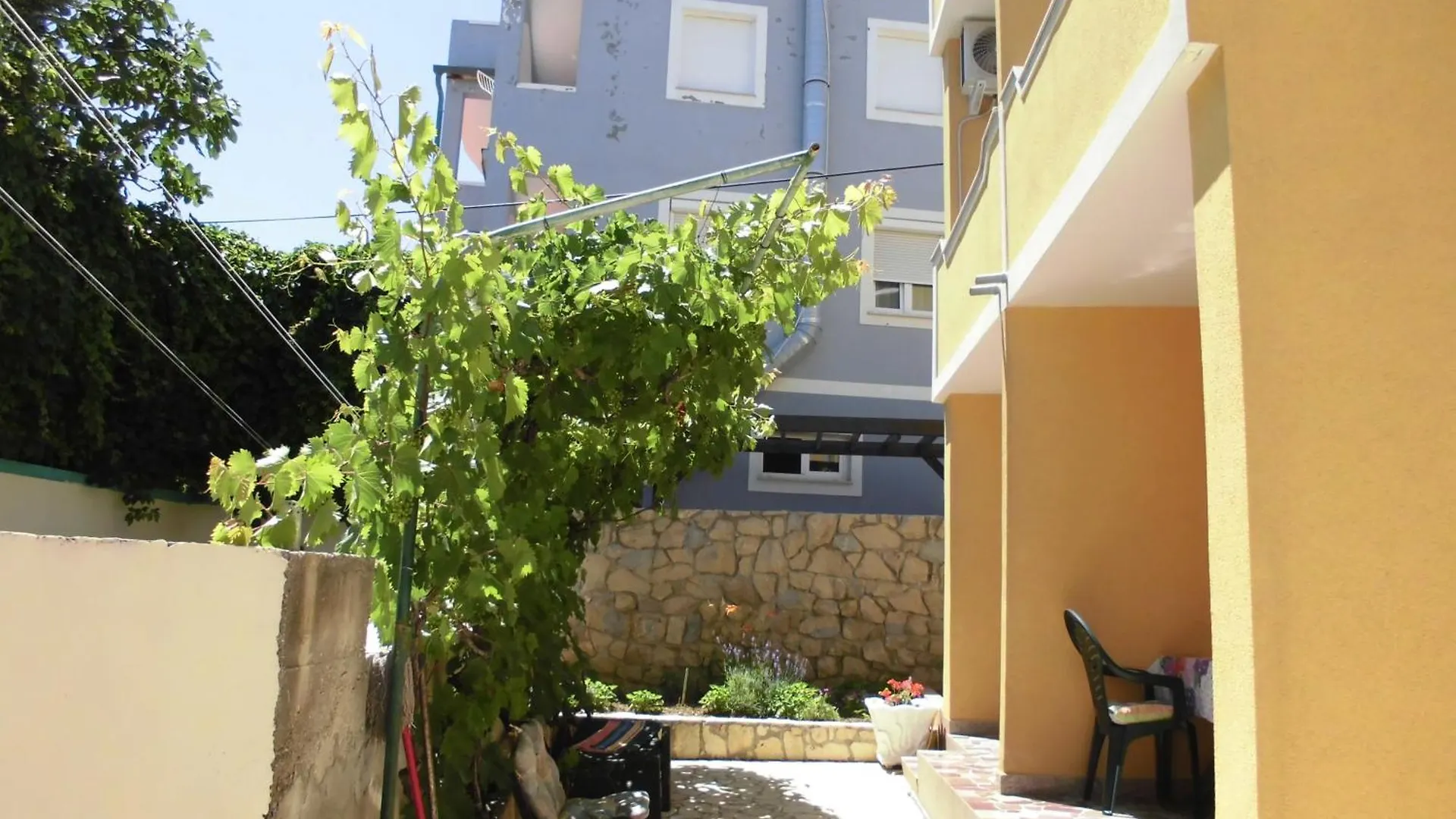 Ferienhaus San Marino Lopar Apartment